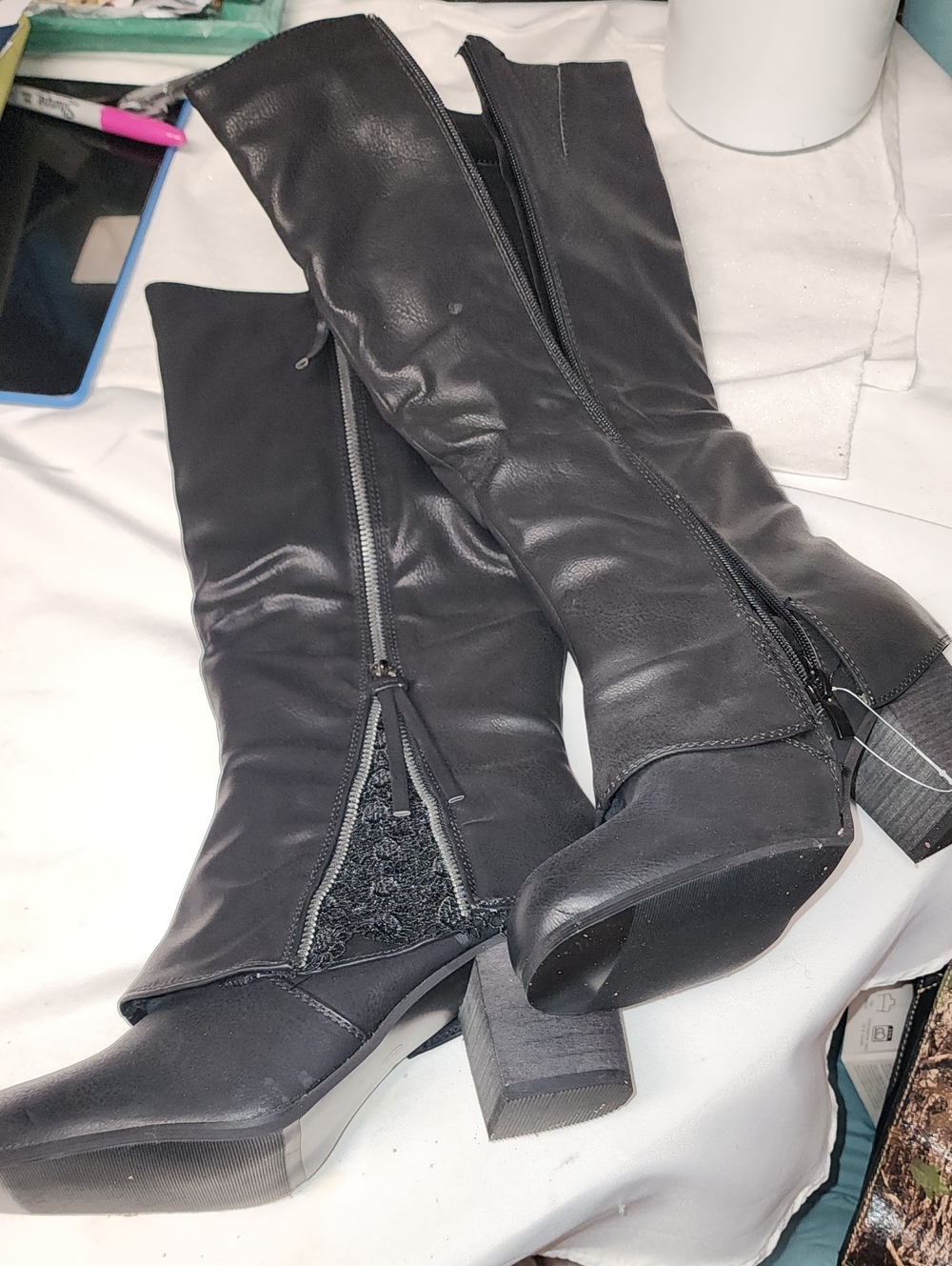 Women's Black  Zip Block Heel Boots